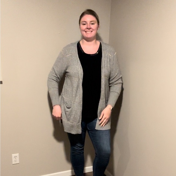 Beautiful gold detailed cardigan! - Picture 1 of 5